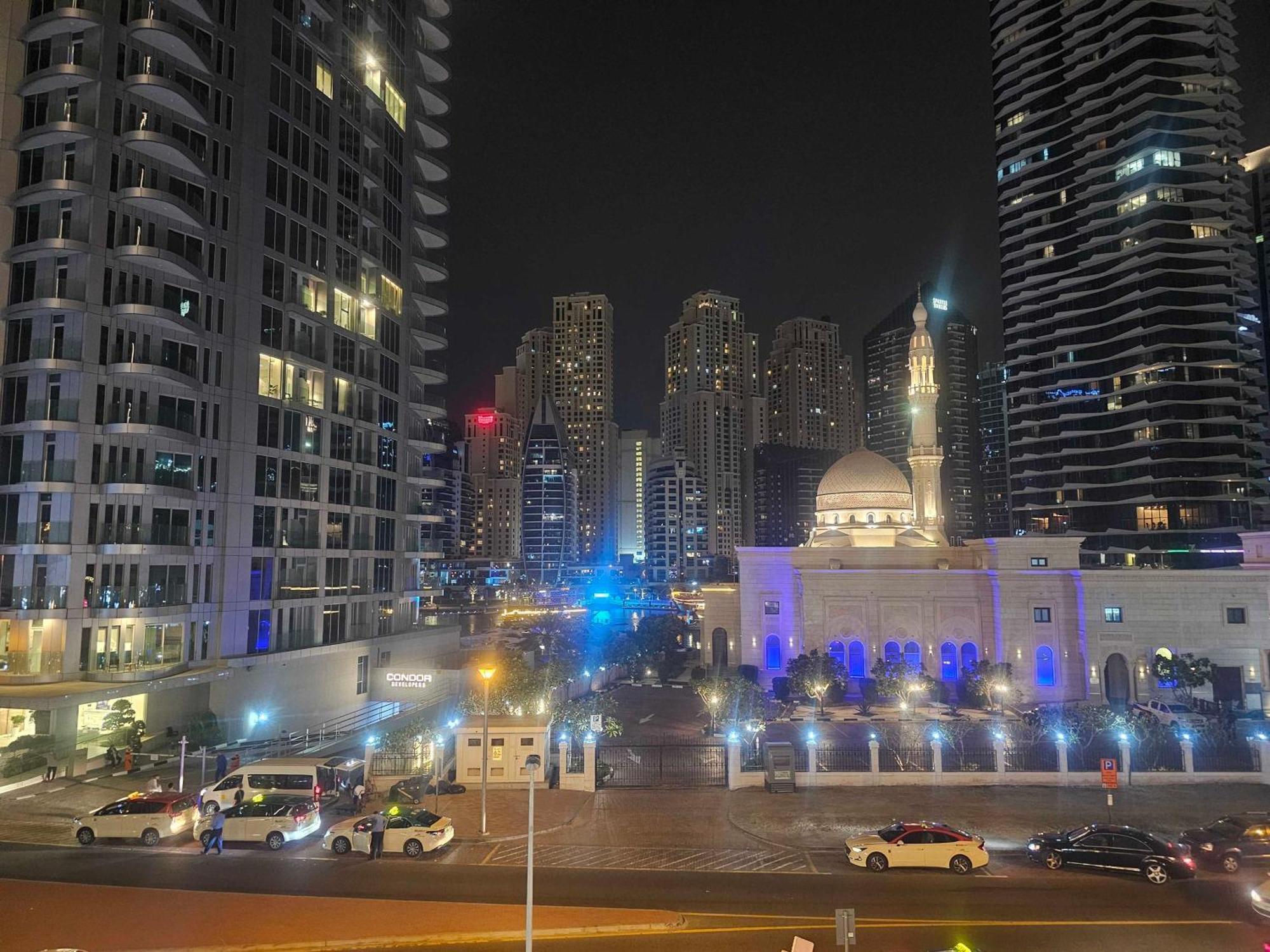 Tudors One Marina View Rooftop Pool Four Beds * Dubai
